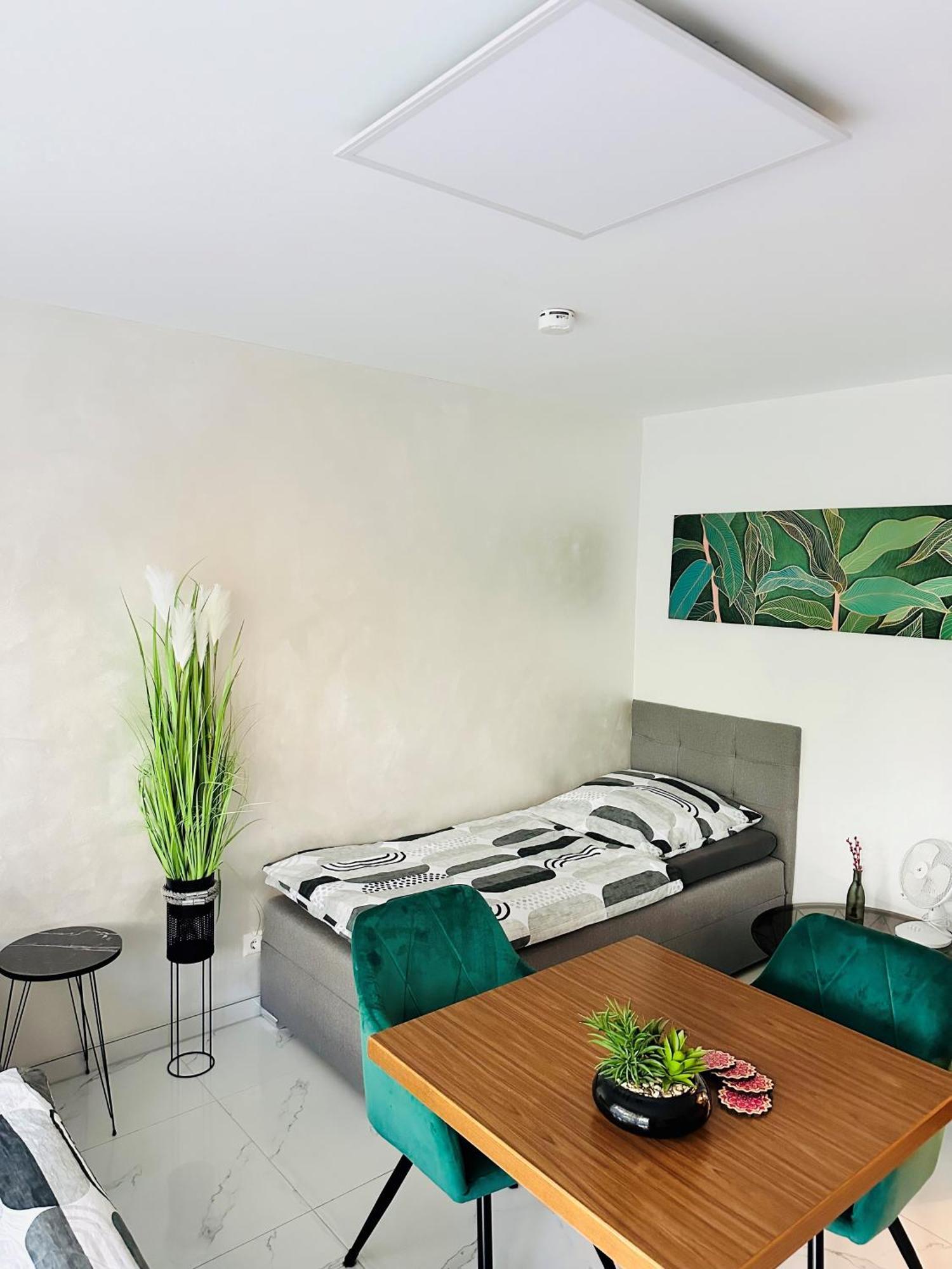 Fewo Bee61 * Langen Exklusiv Fuer 4 Personen *Vollausstattung Mit Kueche* Inklusive Terrasse Exterior photo